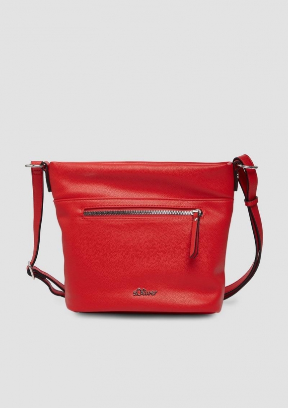 s.Oliver City-Bag mit längenverstellbarem Riemen und Logo-Detail - rot