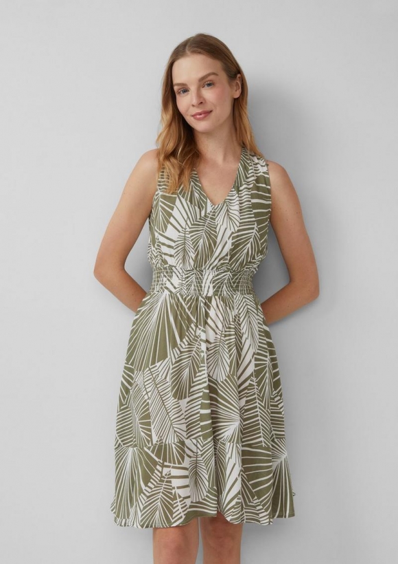 s.Oliver Strand-Kleid mit Palmen-Print - helles olivgrün