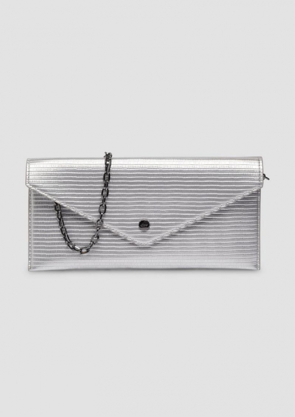 s.Oliver Elegante Clutch mit Kettenriemen und Überschlag mit Magnetknopf - silber
