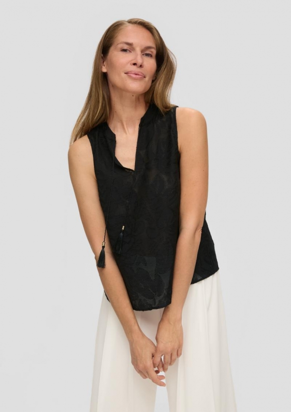 s.Oliver Blusenshirt im Leaf-Design mit Tunika-Ausschnitt - schwarz