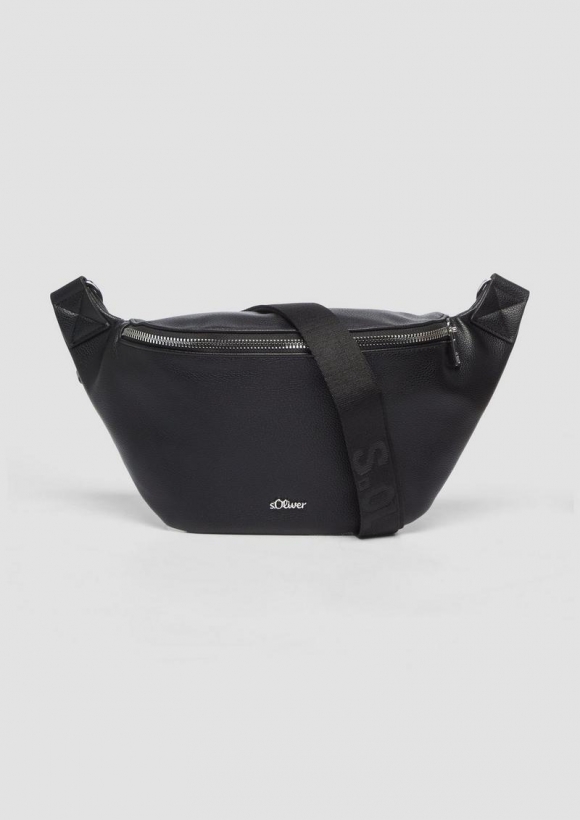 s.Oliver Kleine Gürteltasche aus Lederimitat - schwarz