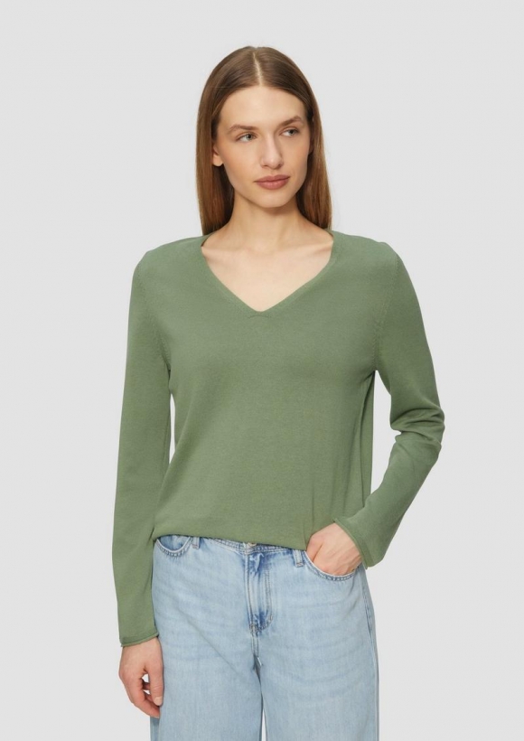 s.Oliver Feinstrickpullover mit V-Ausschnitt und Rollkante am Saum - dunkles salbeigrün