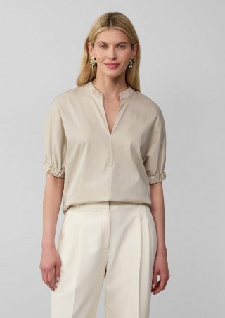 s.Oliver Popeline-Bluse mit überschnittener Schulter und Tunika-Ausschnitt - beige