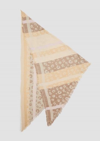 s.Oliver Gemusterter Schal aus Viskosemix - beige