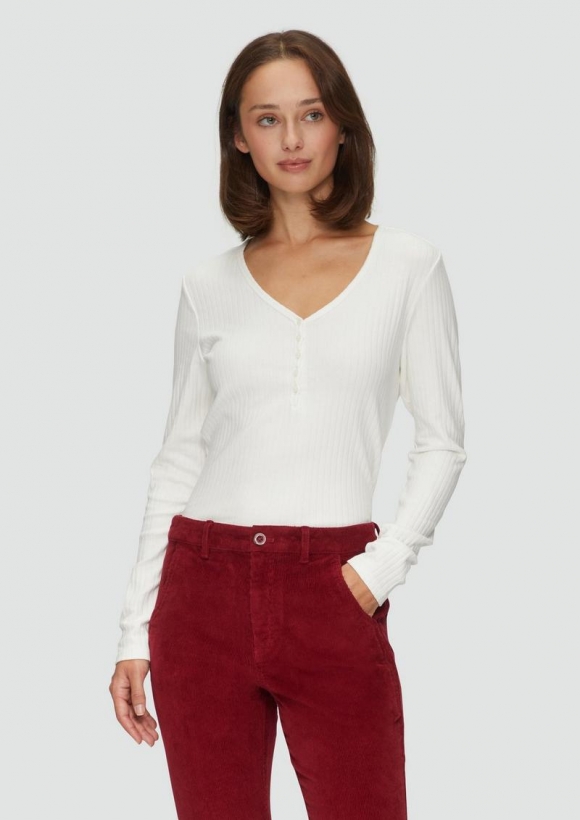 s.Oliver Stretchiges Longsleeve mit Henleyausschnitt - creme