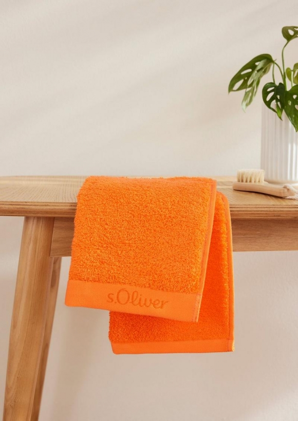 s.Oliver Gästehandtuch aus reiner Baumwolle - orange