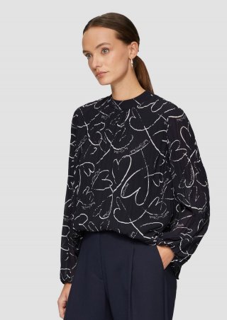 s.Oliver Plissierte Chiffonbluse mit Herz-Print - navy