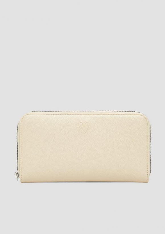 s.Oliver Portemonnaie aus Lederimitat mit Herz-Prägung - beige