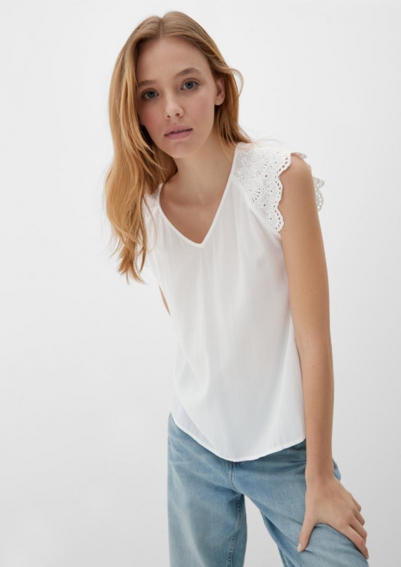 s.Oliver Bluse mit Broderie Anglaise - ecru
