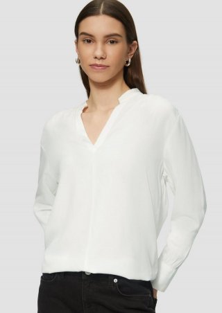 s.Oliver Viskosebluse mit Smok-Detail an der Schuler - ecru
