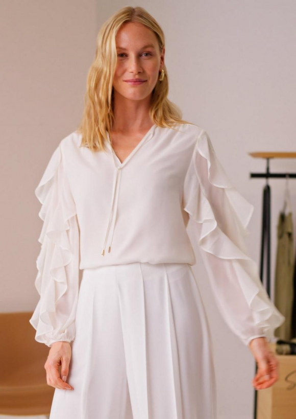 s.Oliver Leichte Chiffonbluse mit Rüschenärmeln - ecru