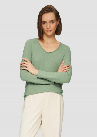 s.Oliver Langarmshirt aus Slub Yarn mit Rollkanten am Ausschnitt - salbeigrün