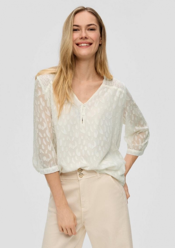 s.Oliver Chiffonbluse mit Smok-Detail - ecru