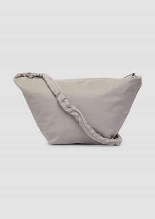 s.Oliver Crossbody-Bag mit gerafftem Schultergurt - taubengrau