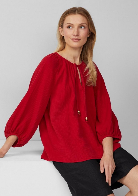 s.Oliver Musselin-Bluse mit Raglanärmeln und Raffung - mohnrot