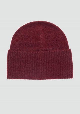 s.Oliver Beanie aus Rippstrick - rubinrot