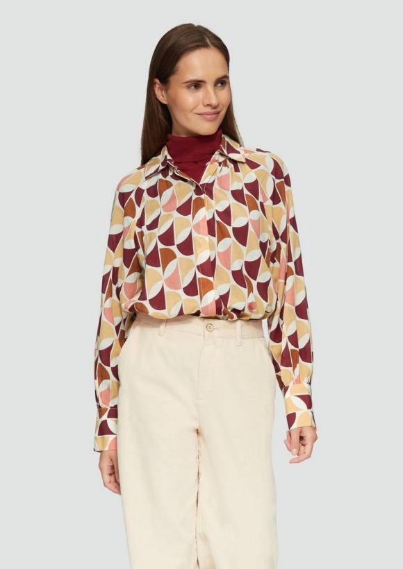 s.Oliver Bluse im Relaxed Fit und Raffung am Kragen - himbeere
