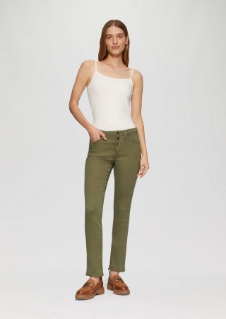 s.Oliver Jeans Betsy / Slim Fit / Mid Rise / Slim Leg - olivgrün