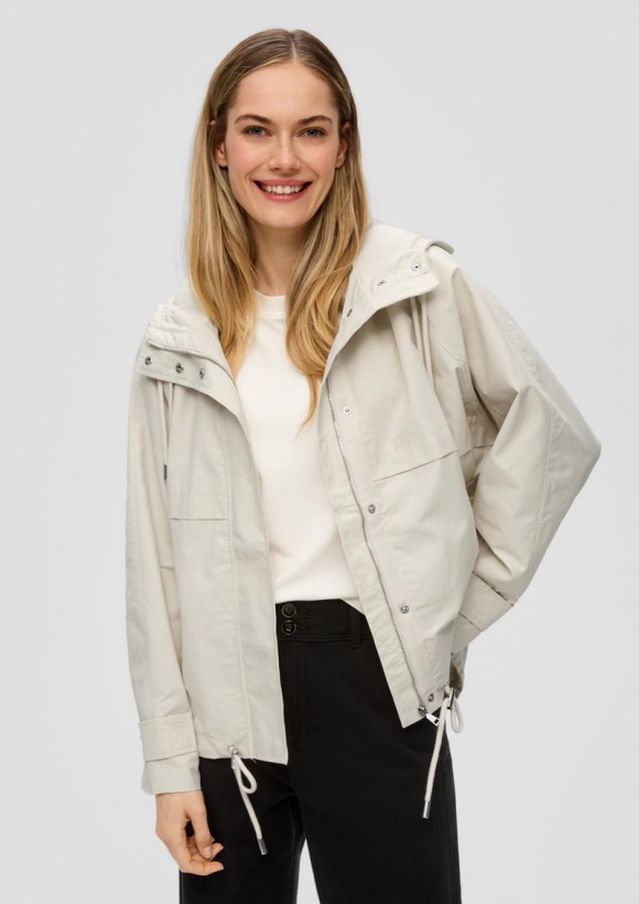 s.Oliver Kapuzenjacke mit Garment Wash - wollweiß