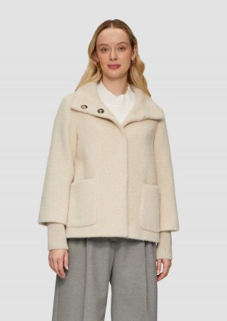 s.Oliver Flauschige Jacke mit Strickbündchen am Ärmel - helles beige