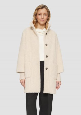 s.Oliver Flauschiger Mantel mit Strickbündchen am Ärmel - helles beige