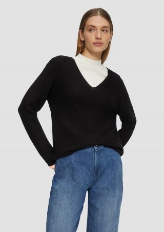 s.Oliver Gerippter Strickpullover aus Baumwollmix mit V-Ausschnitt - schwarz