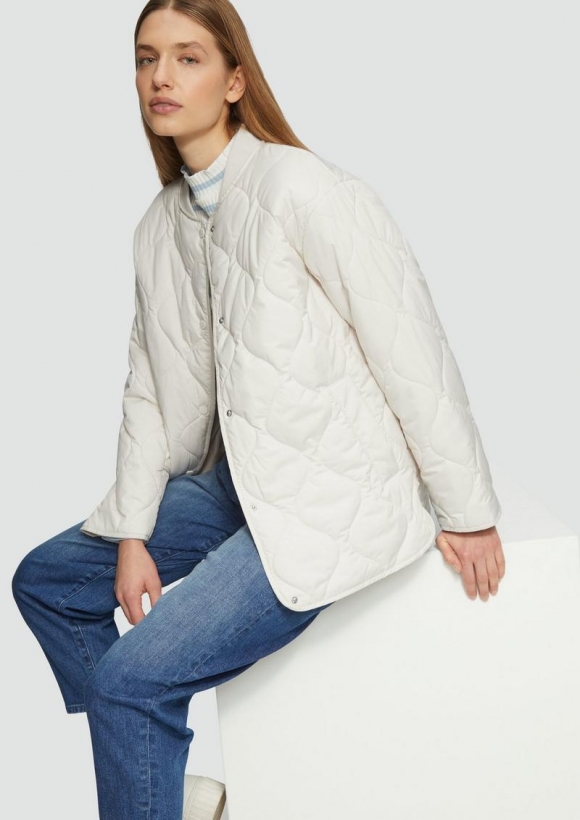 s.Oliver Leichte Steppjacke im Relaxed Fit - wollweiß