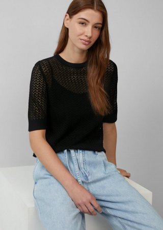 s.Oliver Transparenter Feinstrickpullover mit Lochmuster aus Viskosemix - schwarz