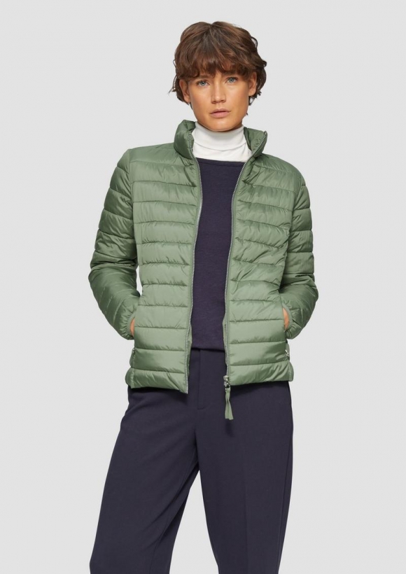 s.Oliver Leichte Jacke mit Steppung und Stehkragen - helles olivgrün