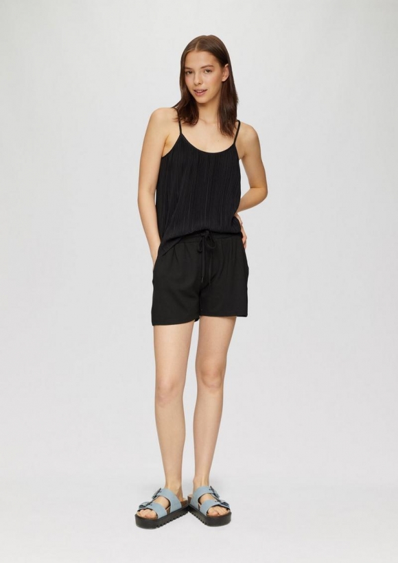 s.Oliver Shorts aus Interlock-Jersey mit Elastikbund und Eingrifftaschen - schwarz