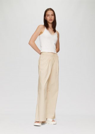 s.Oliver Lässige Baumwollhosen mit Streifen - creme