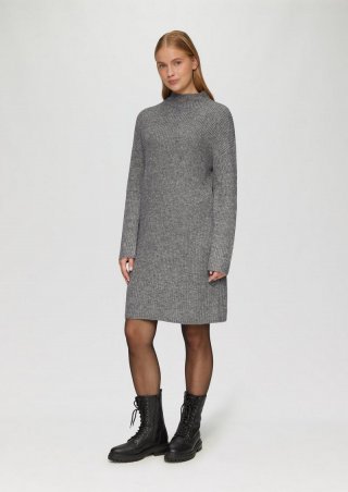 s.Oliver Strickkleid mit Stehkragen und überschnittenen Schultern - graphit