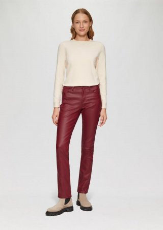 s.Oliver Jeans Betsy / Slim Fit / Mid Rise / Slim Leg - rubinrot