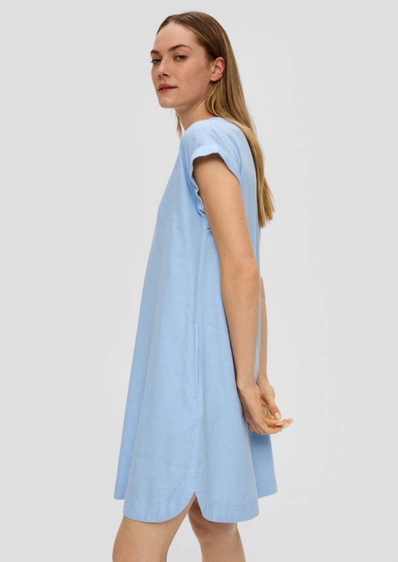 s.Oliver Midi-Kleid mit Tunika-Ausschnitt - himmelblau