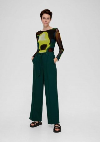 s.Oliver Regular: Stoffhose mit Ziernaht - tannengrün