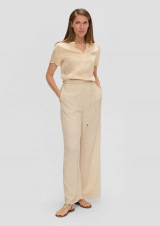 s.Oliver Hose mit Crinkle-Struktur und Eingrifftaschen - beige