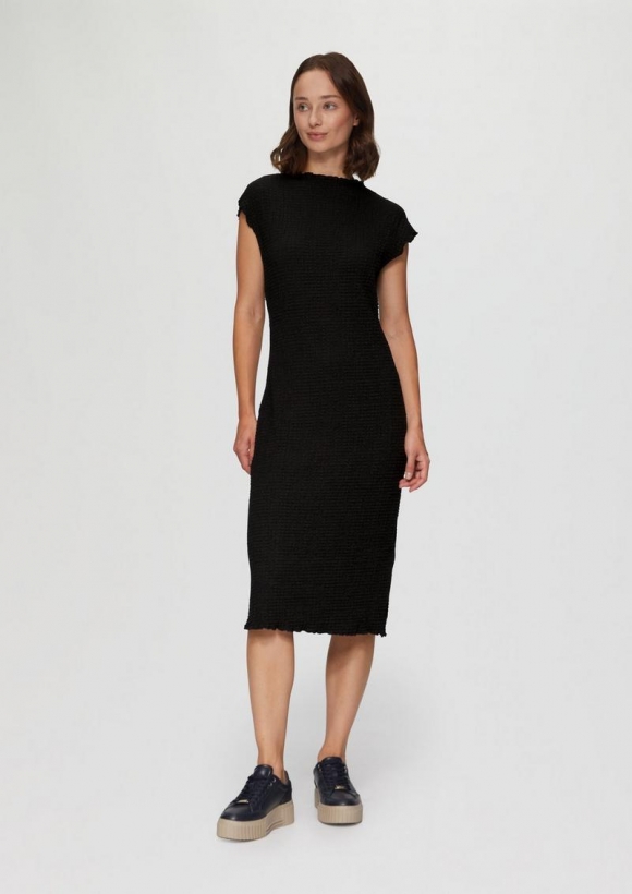 s.Oliver Kleid in Crêpe-Optik - schwarz
