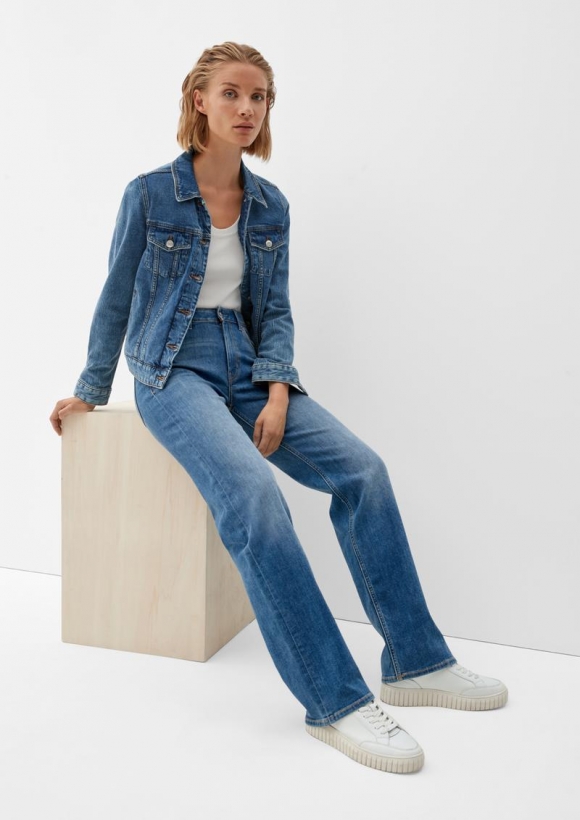 s.Oliver Jeans Karolin / Regular Fit / Mid Rise / Straight Leg - blau