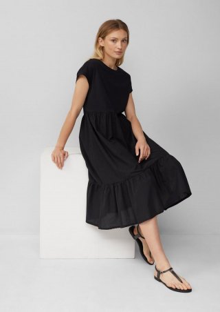 s.Oliver Stufenkleid im Relaxed Fit mit überschnittenen Schultern - schwarz