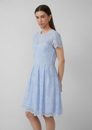 s.Oliver Tailliertes Spitzenkleid - hellblau