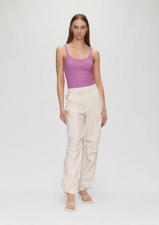 s.Oliver Hose aus Leinenmix mit Cargo-Taschen und Ziernaht - creme