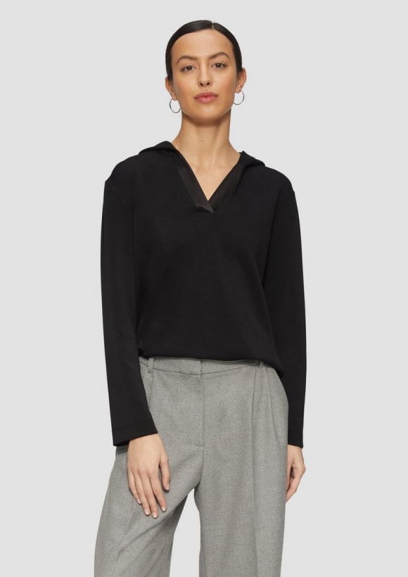 s.Oliver Kapuzenshirt aus Sweat mit Satin-Details - schwarz