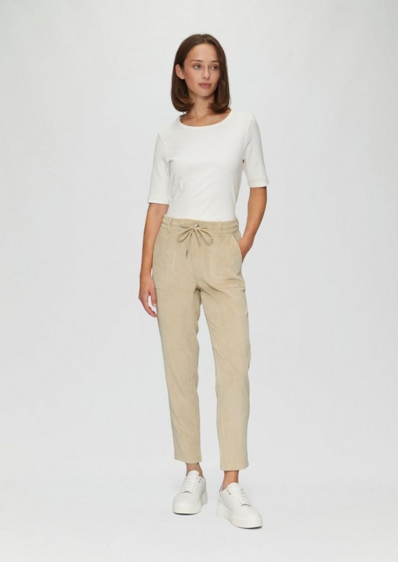 s.Oliver Fließende Jogpants aus Feincord - beige