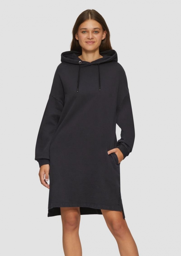 s.Oliver Sweatshirtkleid mit Kapuze und Eingrifftaschen - schwarz