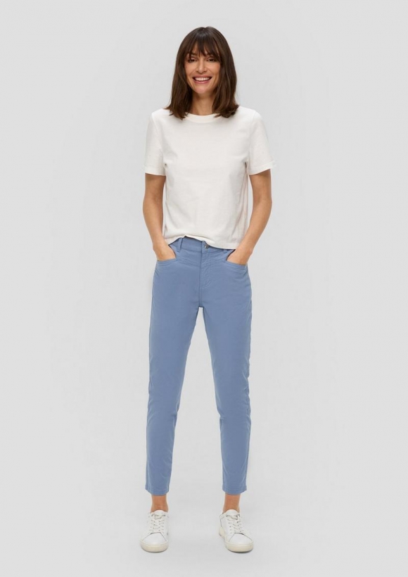 s.Oliver Slim: Hose aus Baumwollstretch - blassblau