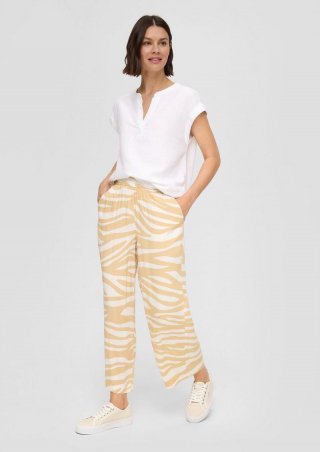 s.Oliver Hose aus reiner Viskose mit All-over-Print - beige
