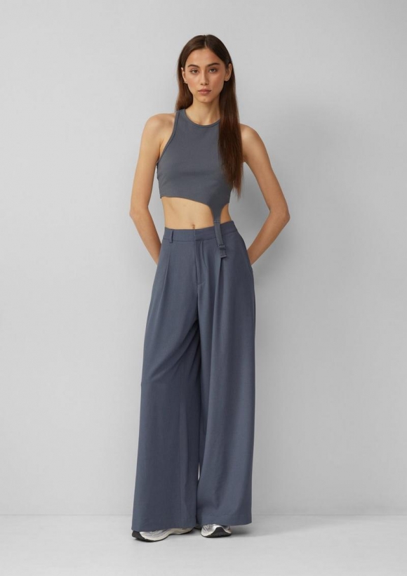 s.Oliver Bundfaltenhose mit weitem Bein | QS x Vanessa Mai - dunkelgrau