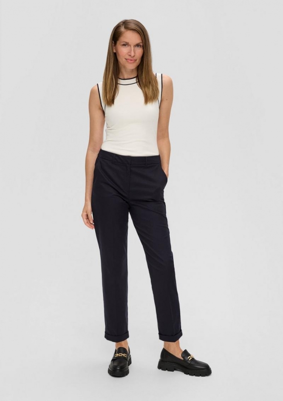s.Oliver Tapered-Leg-Hose aus Baumwollmix mit Bundfalte - navy