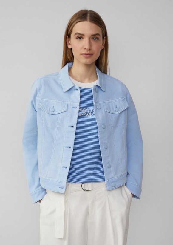 s.Oliver Elastische Jeansjacke mit seitlichen Eingrifftaschen - himmelblau