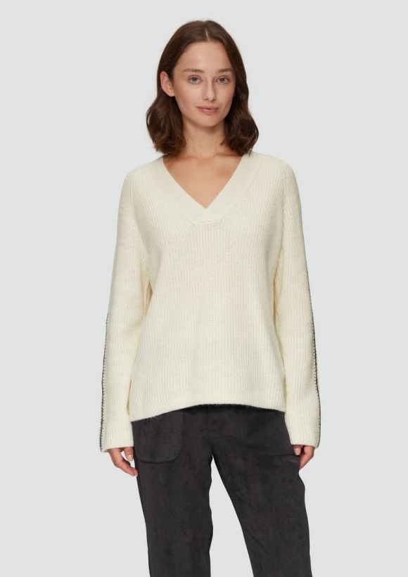 s.Oliver Strickpullover mit V-Ausschnitt und Kontrast-Details - creme